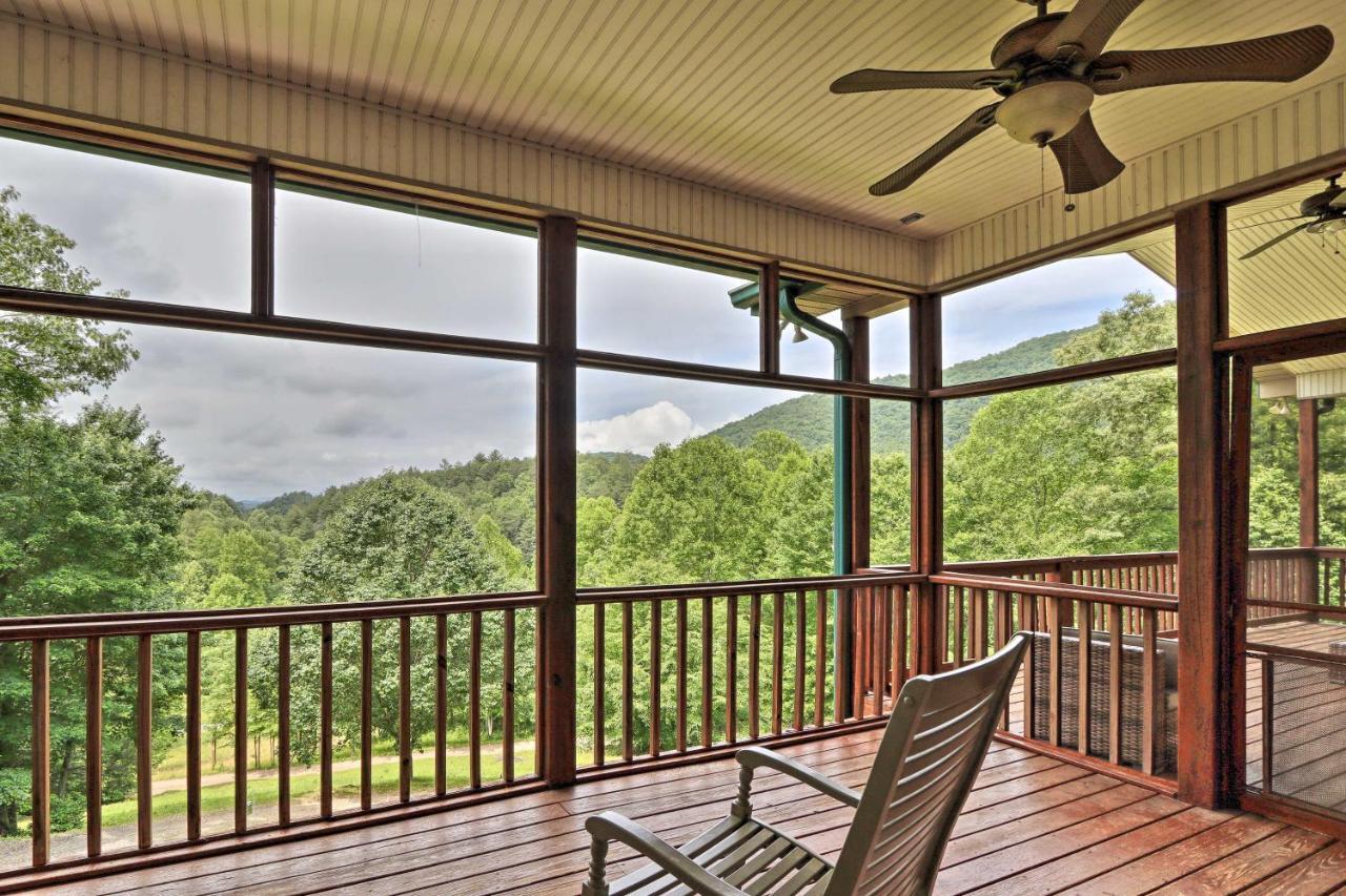 Expansive Home On 16 Acres With Smoky Mountain Views Murphy Eksteriør billede